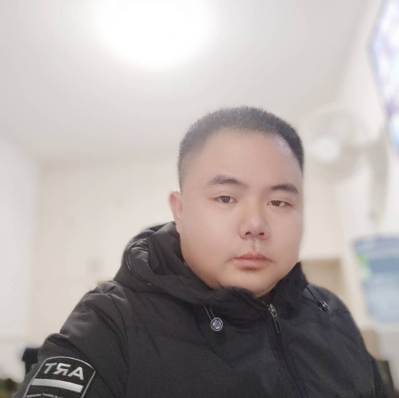 珍惜眼前人的第一张照片--三都中老年相亲网